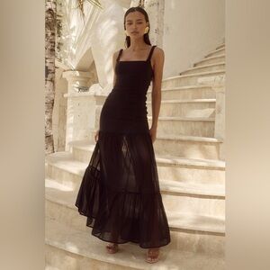 Brand New Tags on Runaway Label TAHLIA MAXI DRESS - BLACK size Large